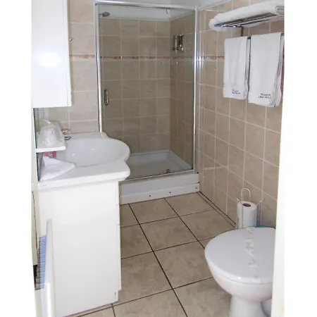 Penarth 4* St Austell