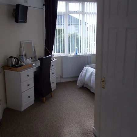Frühstückspension Penarth 4*